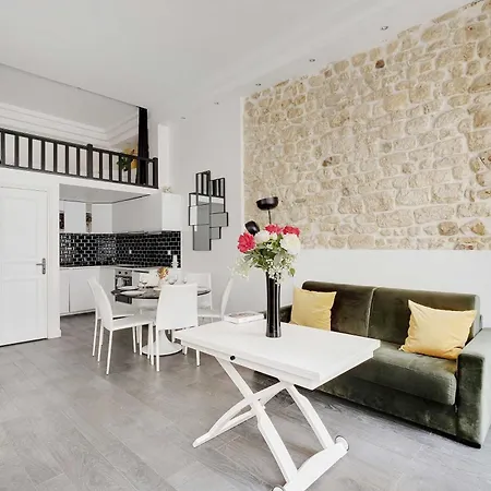 Stunning - 2br-6p - Grand Boulevard Apartment *